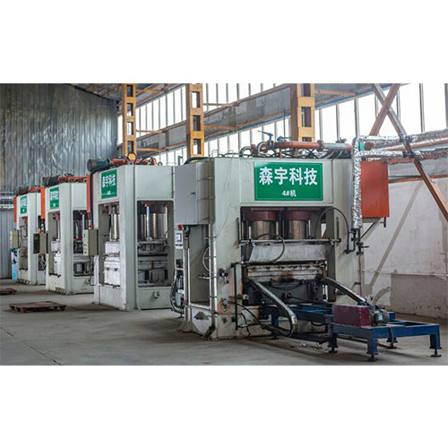 Features and considerations for a Presswood pallet making machine