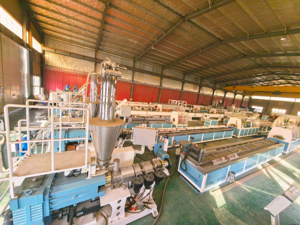 Top Wood Plastic Machine Solutions for Enhanced Manufacturing Efficiency