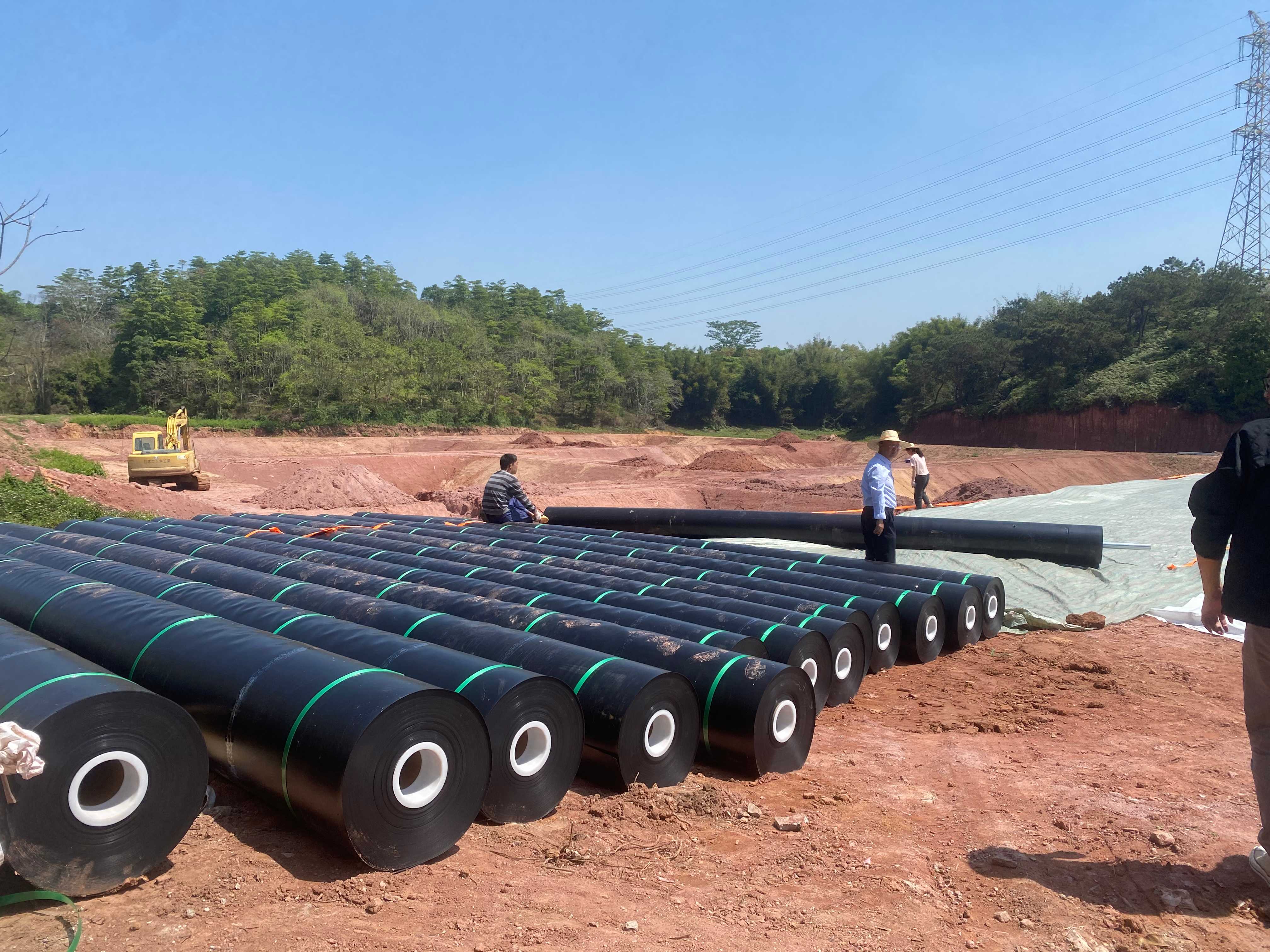 HDPE Geomembrane Pond Liner: How to Choose the Right One